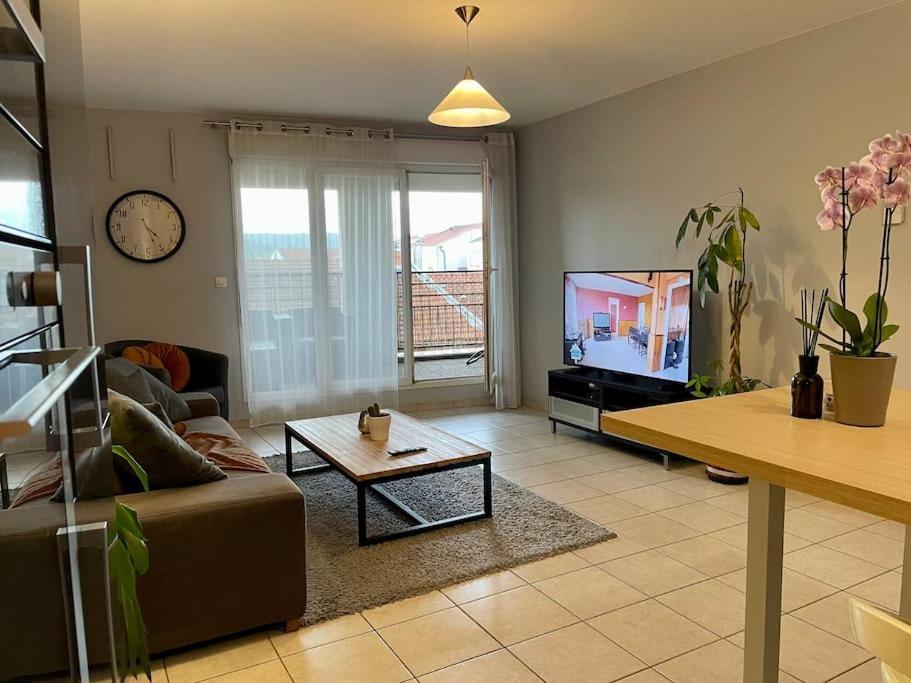 L'Ideal Cosy-Wifi-Netflix Et Garage Vienne Kültér fotó